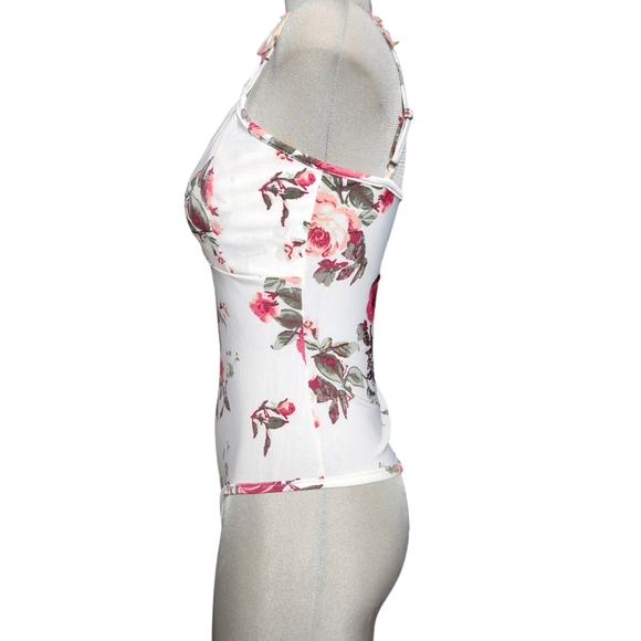 Sara fashion size s floral bodysuit NWOT - Picture 3 of 7